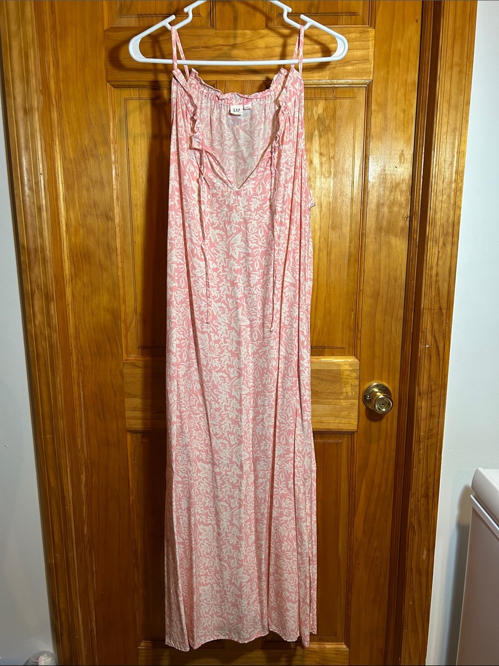 GAP Pink and White Floral Maxi Dress with Spaghetti Straps